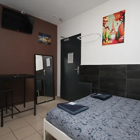 06 - Avec Tv Proche Paris Et Transports Wifi *